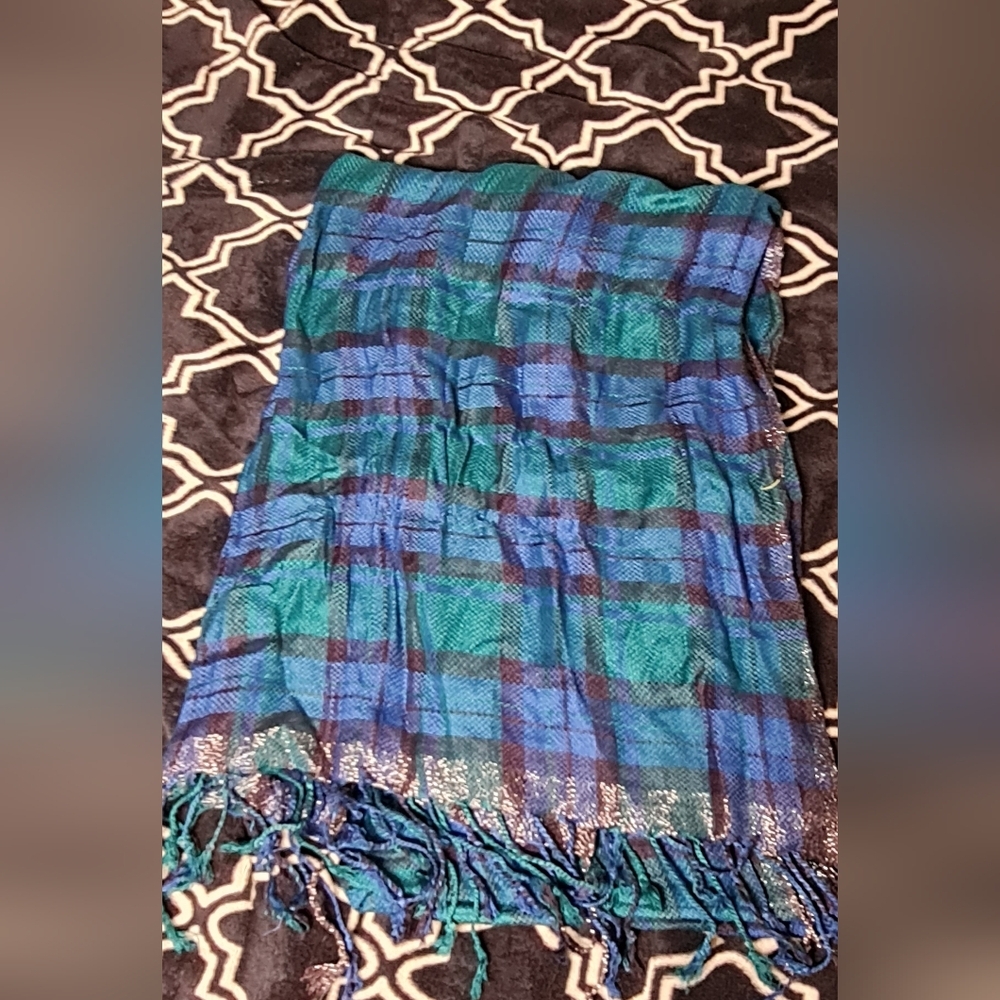 NWOT Tartan plaid scarf super soft!